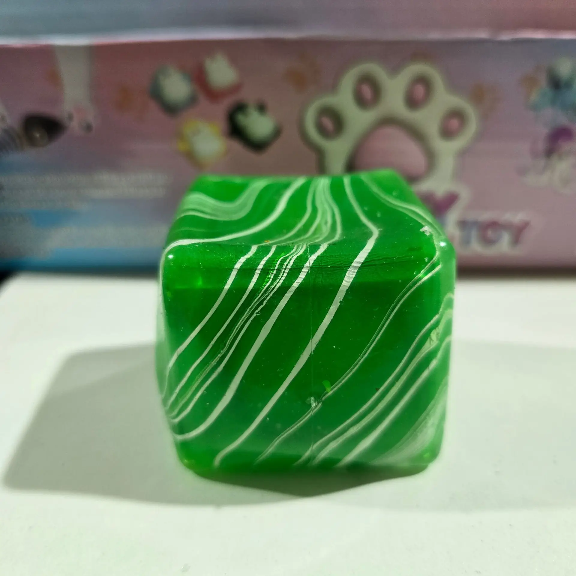 Cubitos de hielo Flowstone, ex - Fidget Cube Original reseña y precio