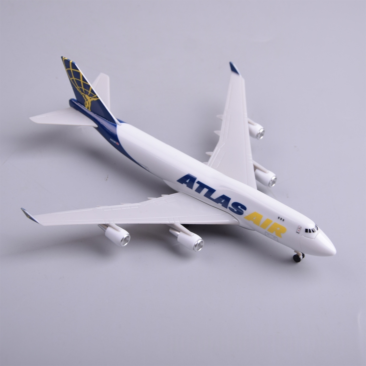 Modelo de Avión de Resina Atla - Model Airplane Plastic reseña y precio